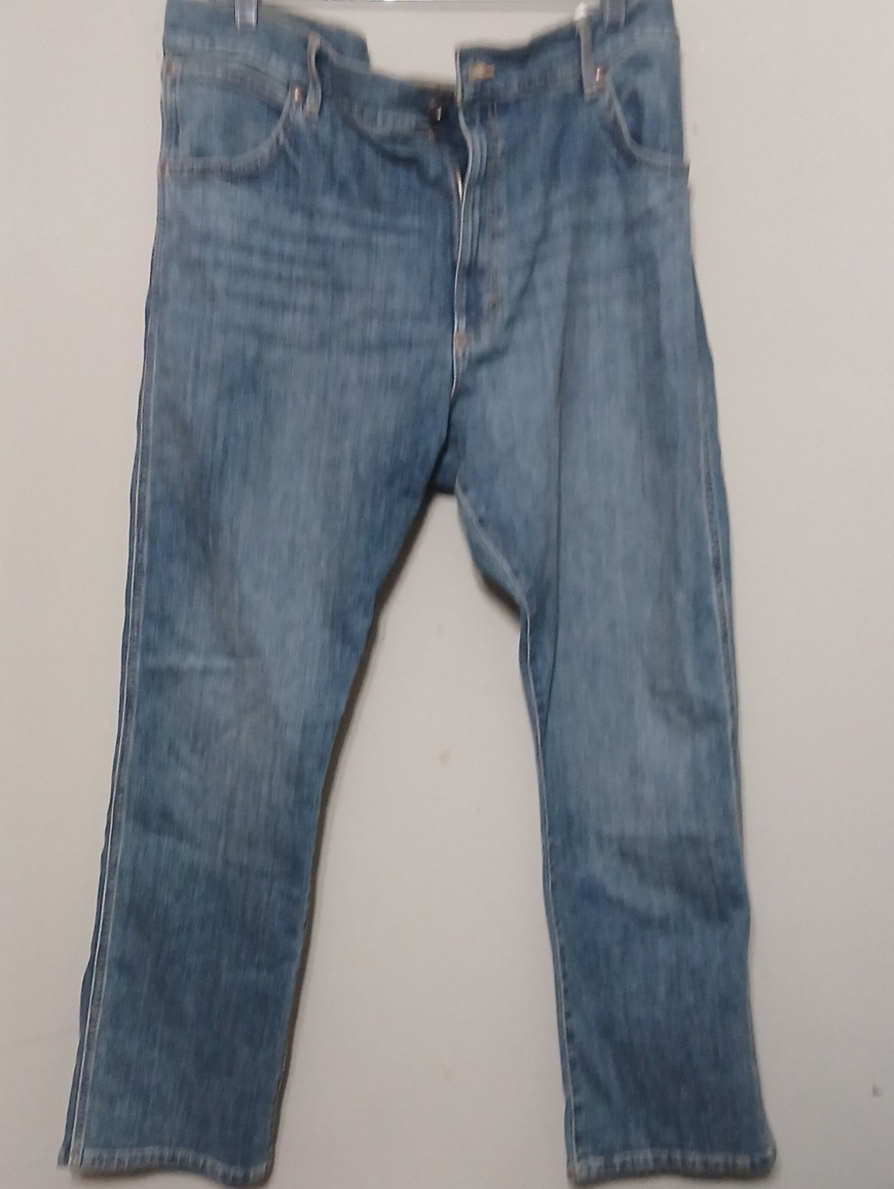 Wrangler Men's Bootcut Jeans in Light Blue Denim